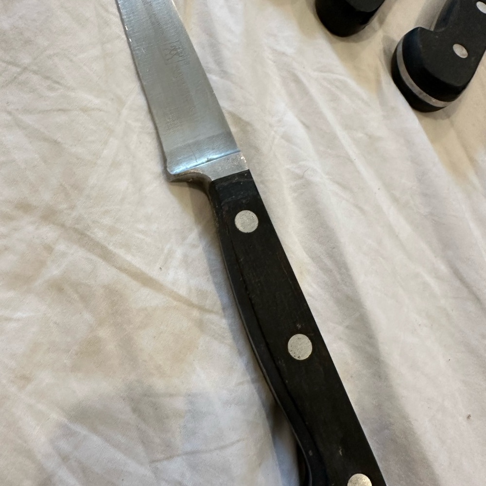 J.A. Henckels knife, Wüsthof and Hoffritz assortment of quality knives - Picture 6 of 11